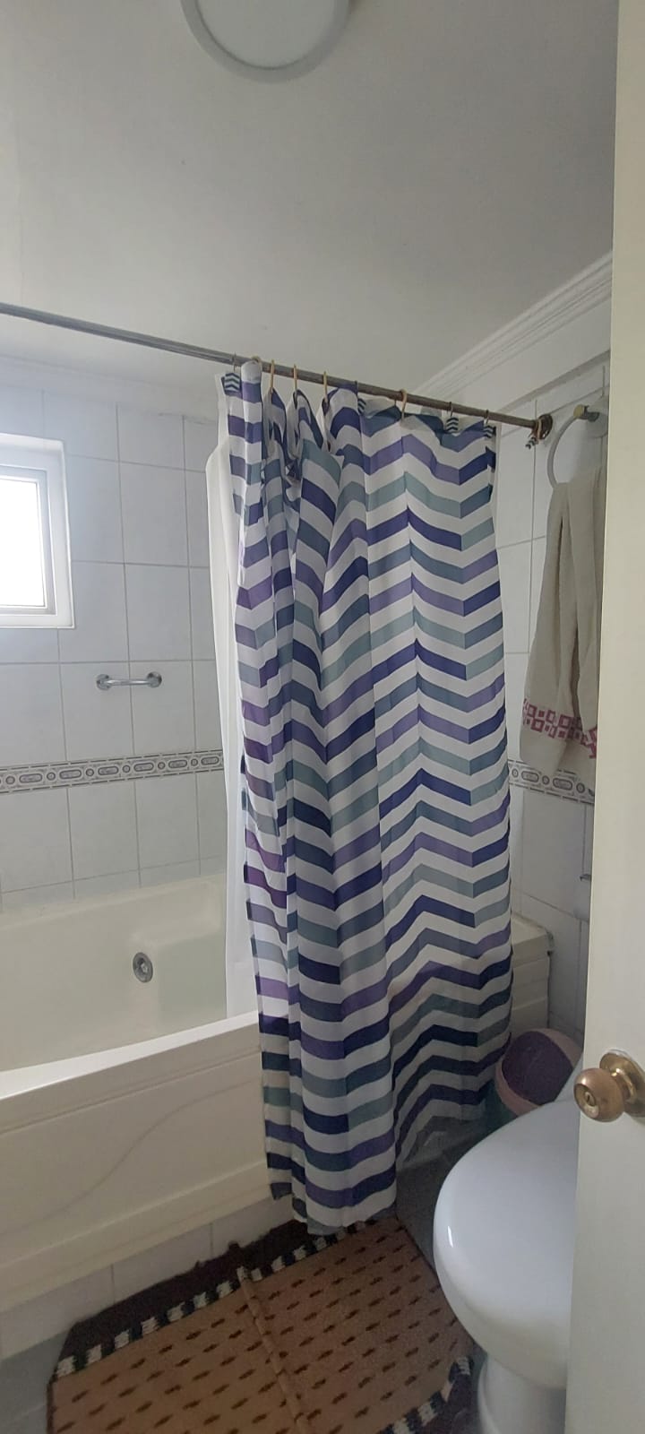 7e425e78-405a-4a95-842e-62513e812531