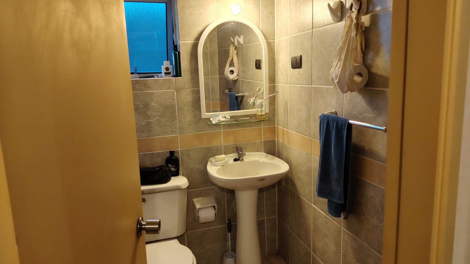 feb8a40e-663f-4990-ad31-e8c2588ebda3